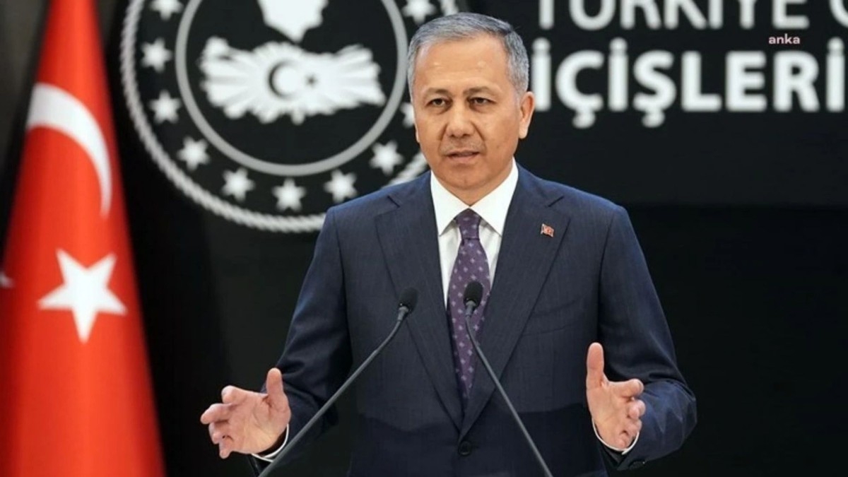 İçişleri Bakanı Yerlikaya: Gösterilerde 1.418 şüpheli gözaltına alındı