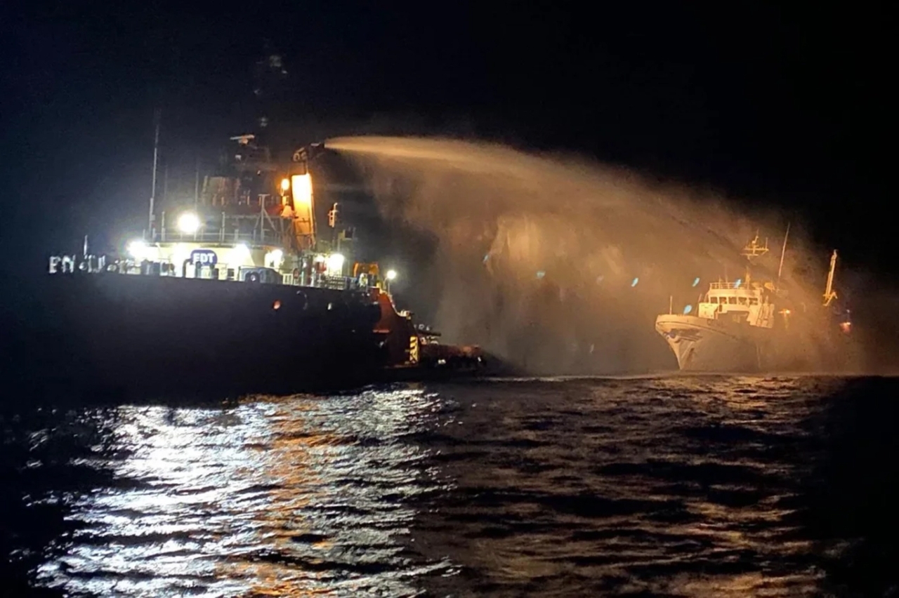 Özgürlük Filosu Koalisyonu: Gazze'ye yardım taşıyan geminin vurulması açık bir savaş suçudur