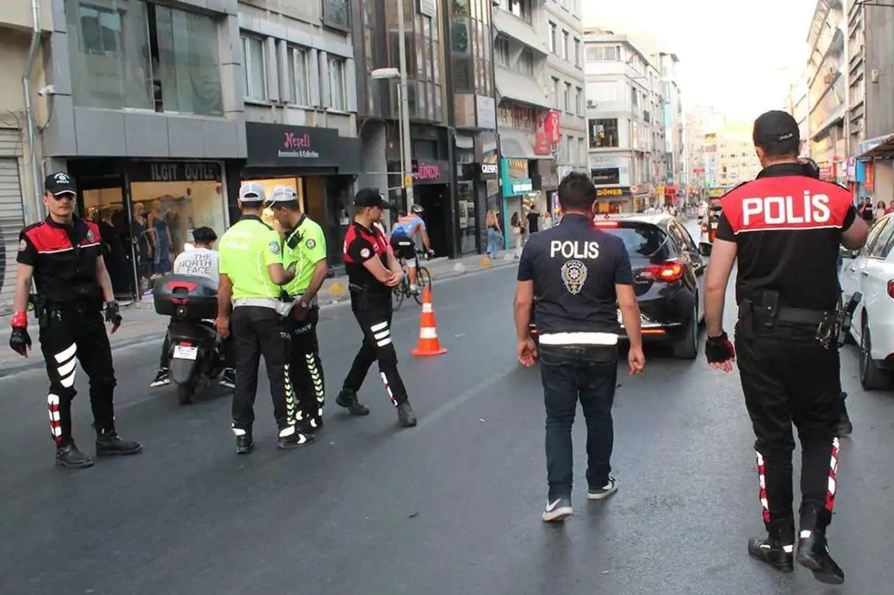″Huzur İstanbul″ uygulamasında 1005 kişi gözaltına alındı