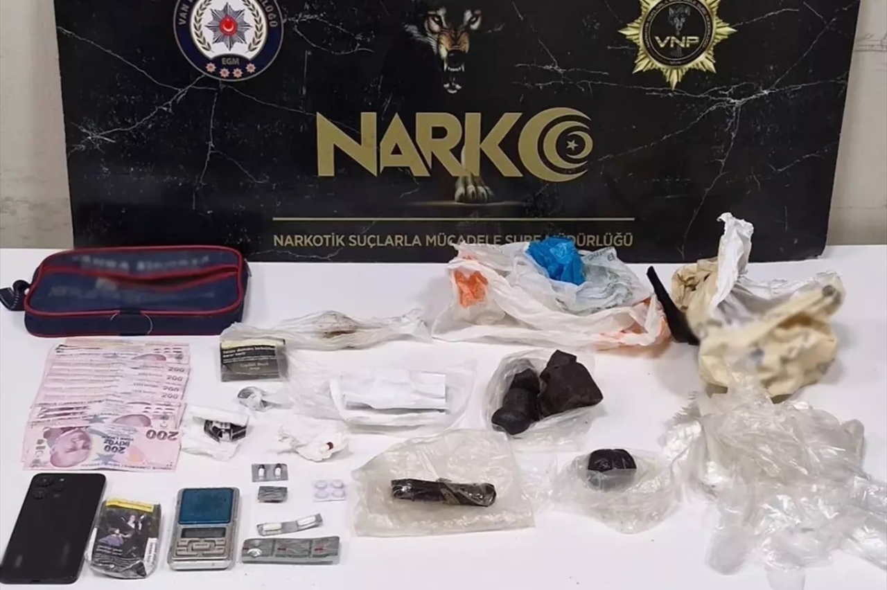 Van'da uyuşturucu operasyonu: 63 gözaltı