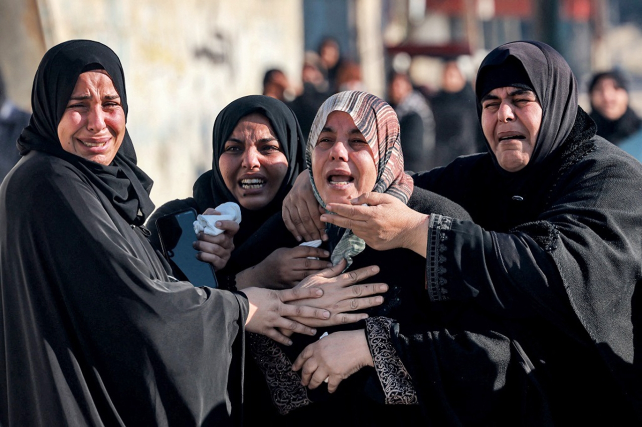 Gazze'de katliam sabahı: En az 60 şehit