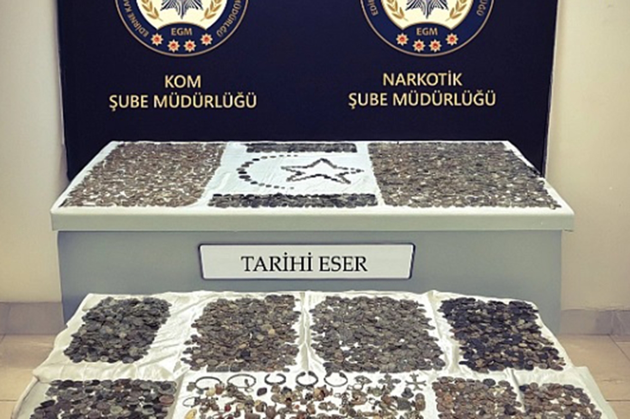 Kapıkule Sınır Kapısı'nda tarihi eser operasyonu