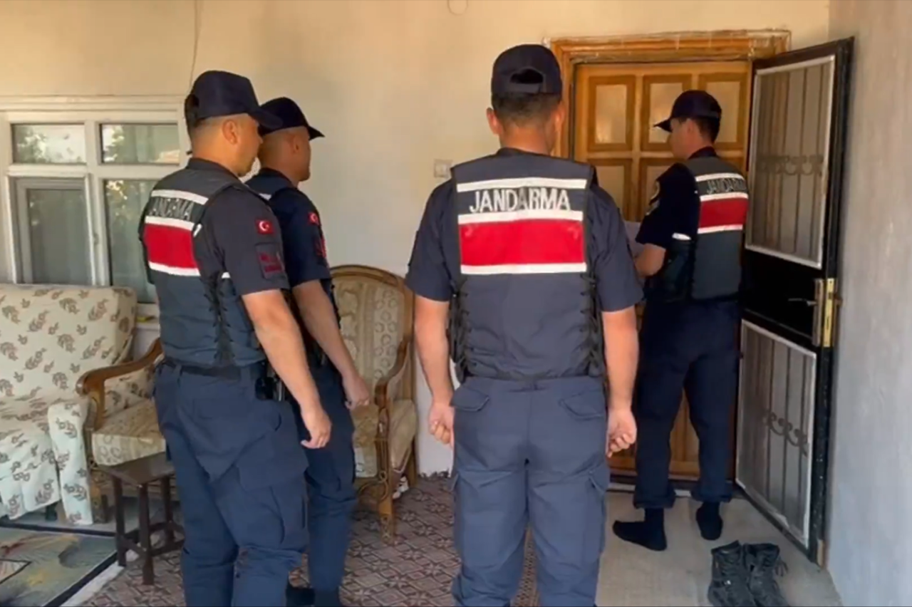 15 ilde bahis ve dolandırıcılık operasyonu: 98 gözaltı, 51 tutuklama