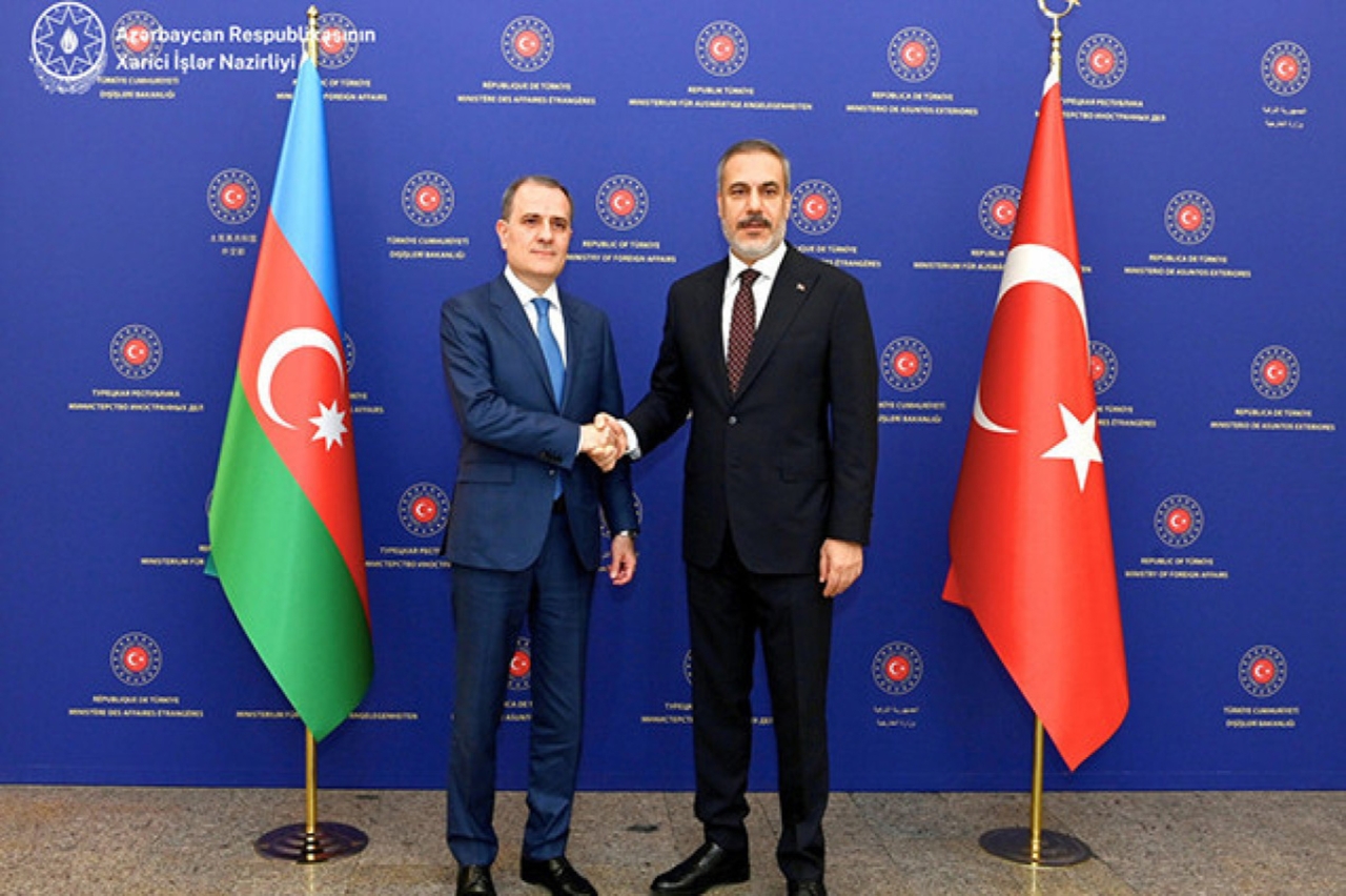 Dışişleri Bakanı Fidan, Azerbaycanlı mevkidaşı Bayramov ile görüştü