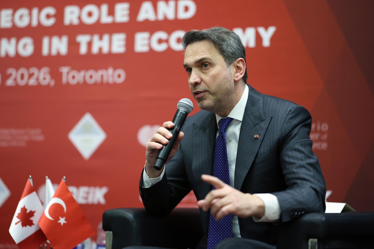 Bakan Bayraktar PDAC 2026’da Türkiye’nin enerji vizyonunu anlattı