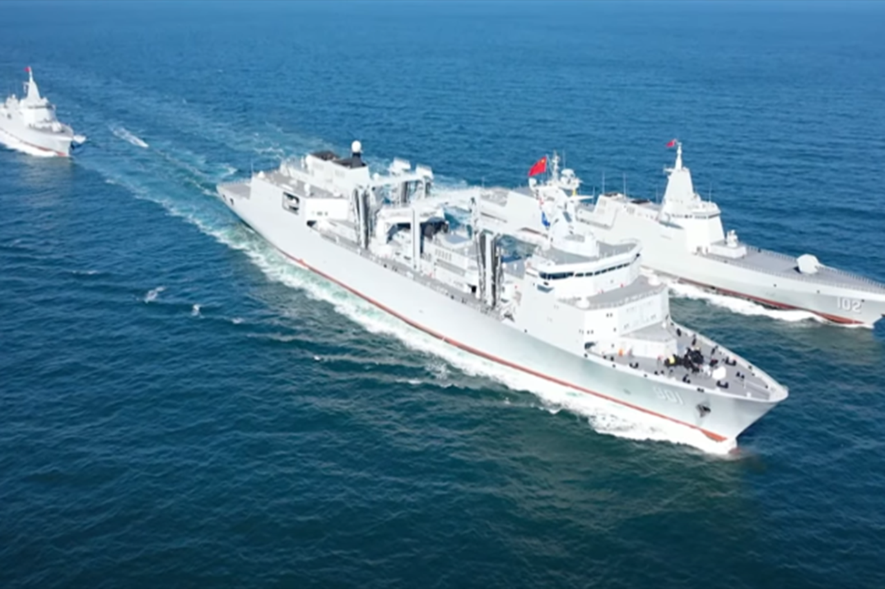 Güney Çin Denizi'nde Hollanda'ya ait savaş gemisine müdahale