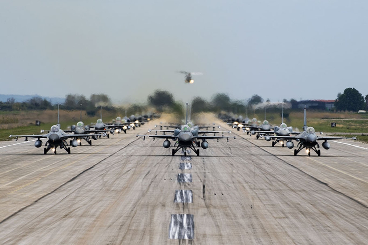 NATO'dan riskli adım! Rusya sınırına yakın bölgede hava tatbikatı başlatılıyor