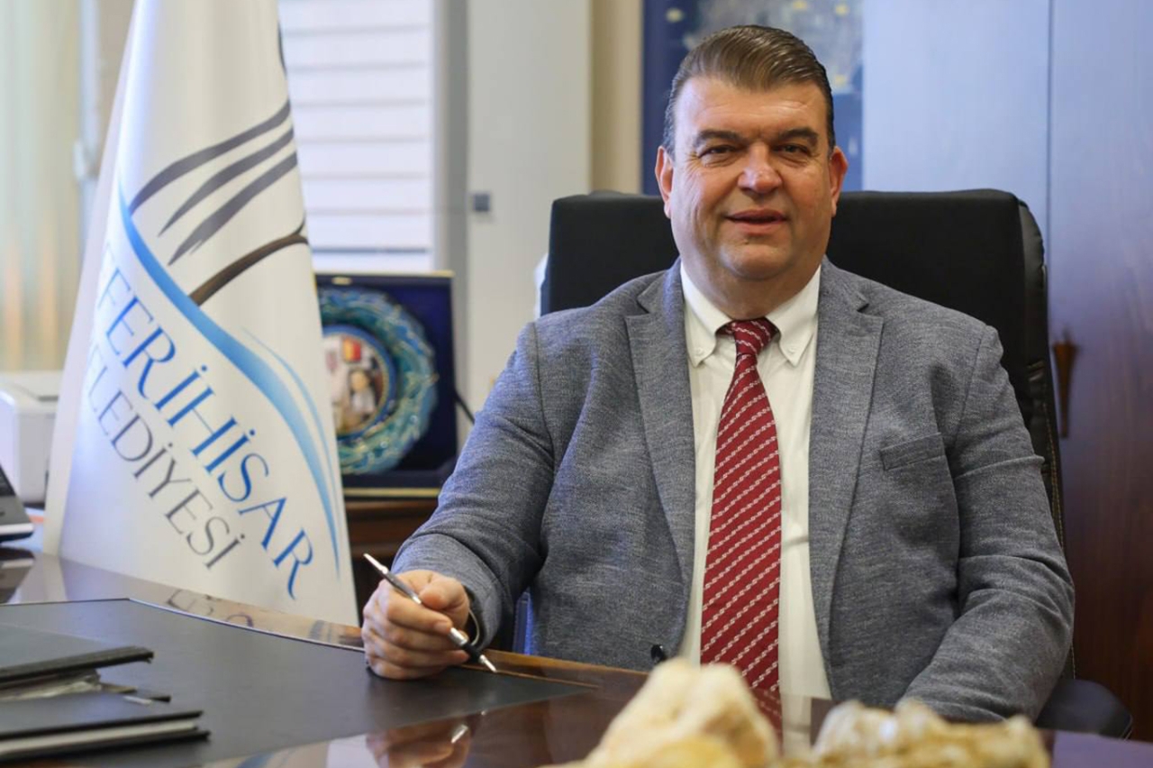 Tutuklanan belediye başkanı görevden uzaklaştırıldı