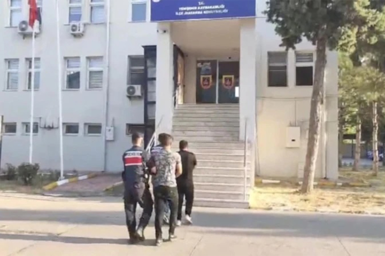 30 ilde DEAŞ operasyonu: 104 gözaltı