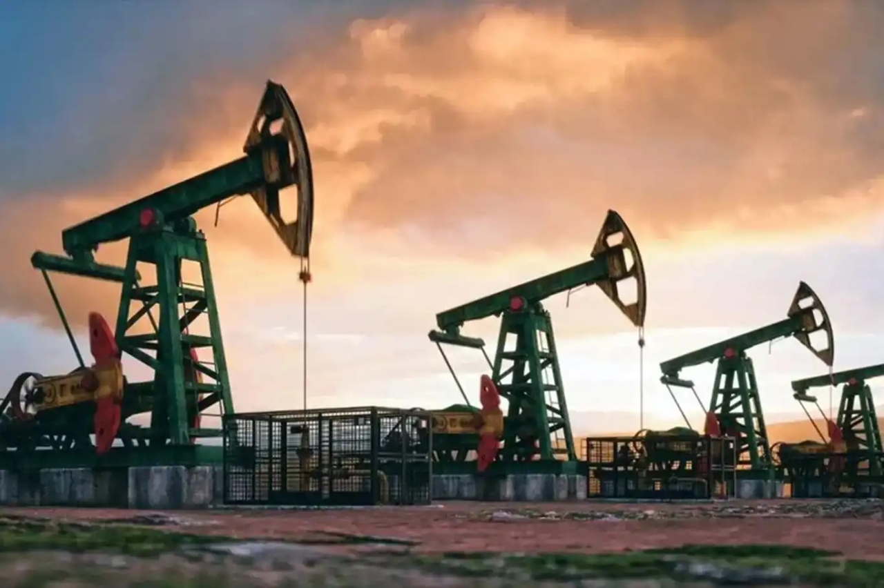 Petrol fiyatları 83 doların üstüne çıktı