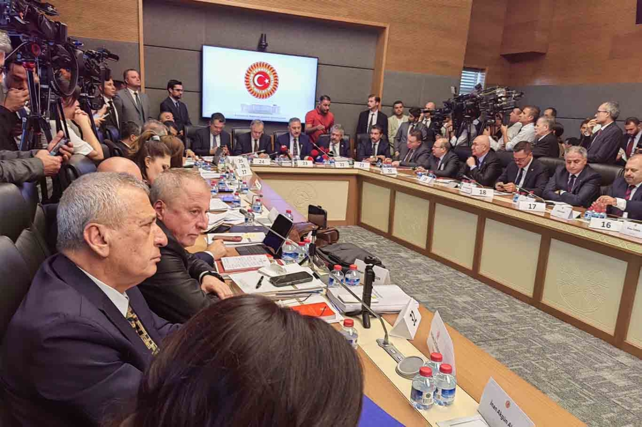 ″Terörsüz Türkiye″ yasa teklifi Komisyon'dan geçti