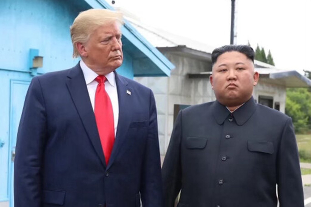 Trump'tan Güney Kore ile ortak askeri tatbikat kararı