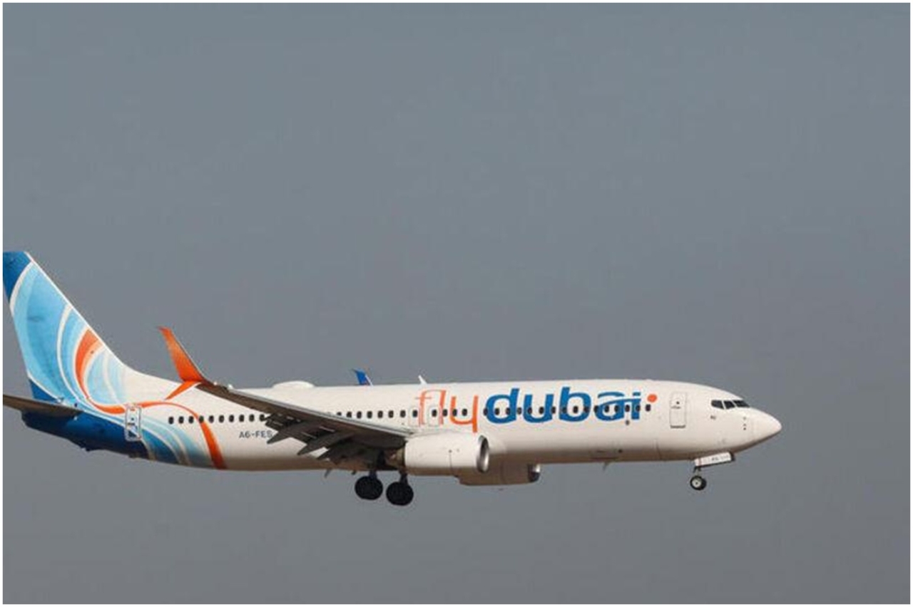 Kaçırılma kodu verilen Dubai-Tel Aviv yolcu uçağı Suudi Arabistan'a iniş yaptı