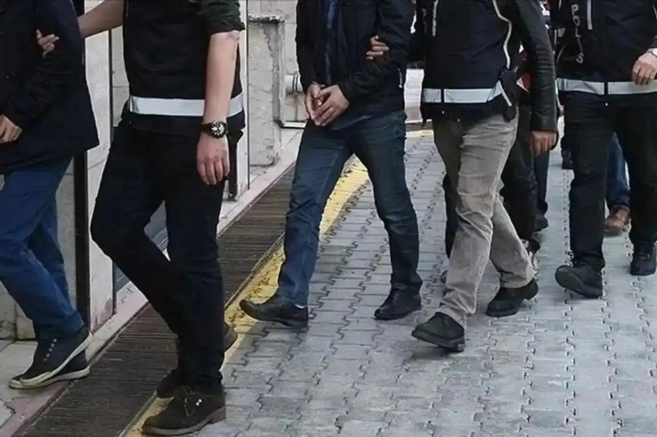 Gaziantep'te kesinleşmiş hapis cezası bulunan 637 şüpheli yakalandı