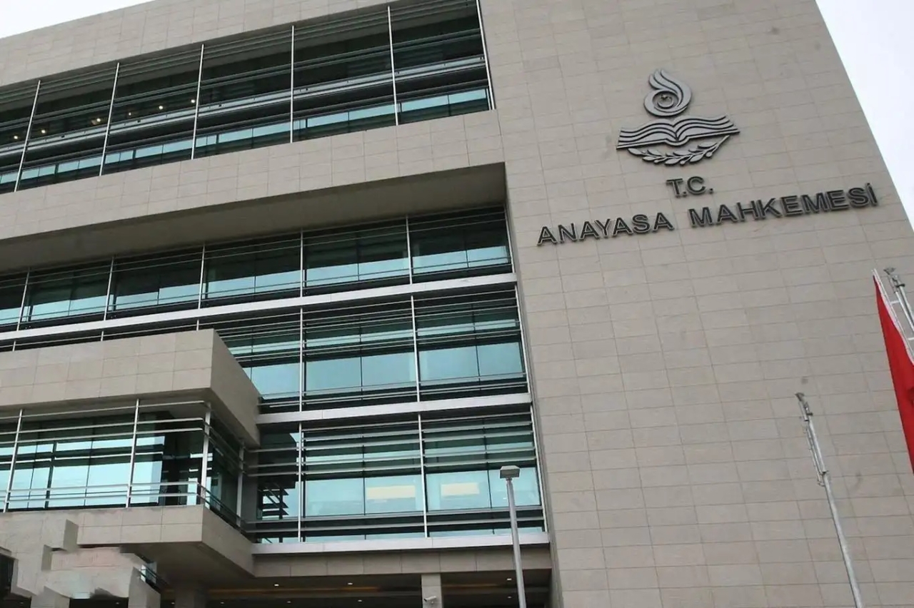 AYM'den cezaevlerinde mahpusların doküman ve yayınlarına ilişkin pilot karar