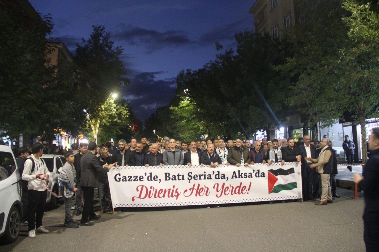 HAMAS yetkililerinden Yunus Ebu Cerrad Bingöl'de konuştu: Direniş, sadece askeri değil; iman ve Kur'an'la hazırlanmıştı