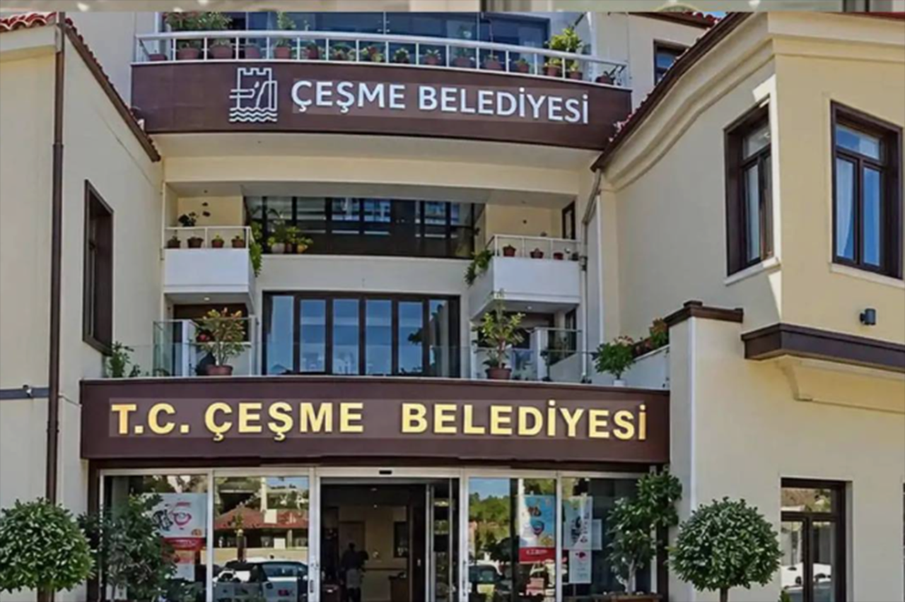 Çeşme Belediyesine yönelik soruşturmada 12 şüpheli adliyeye sevk edildi