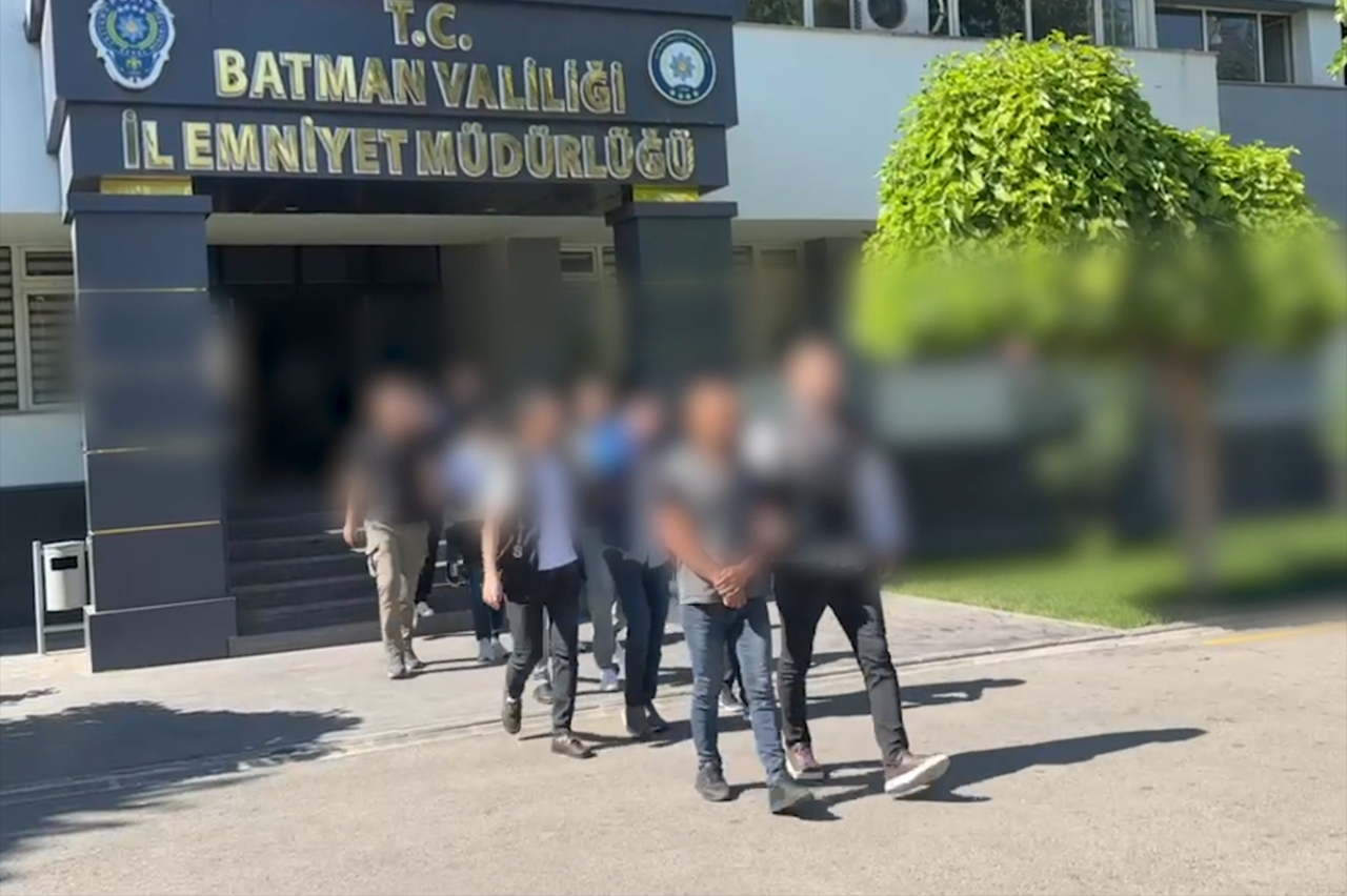 Batman merkezli uyuşturucu operasyonunda 17 kişi tutuklandı