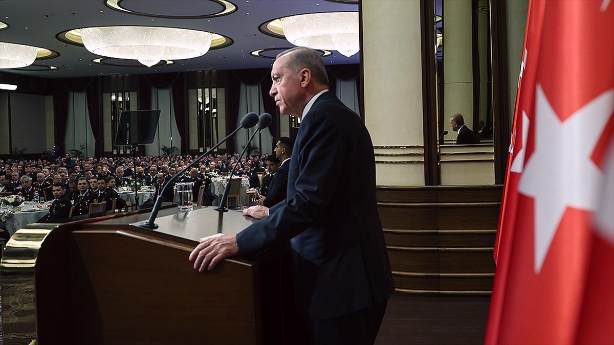 Cumhurbaşkanı Erdoğan: Türkiye'nin geleceğinde teröre yer olmadığını herkese göstermekte kararlıyız