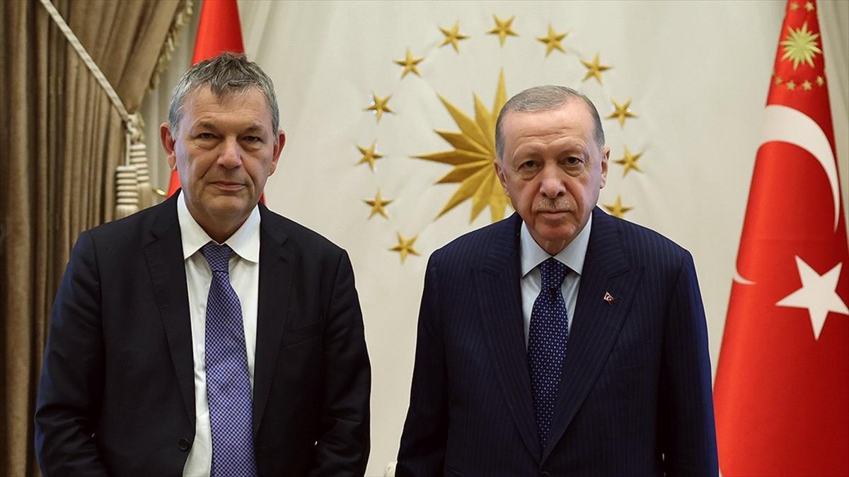 Cumhurbaşkanı Erdoğan, UNRWA Genel Komiseri Lazzarini'yi kabul etti