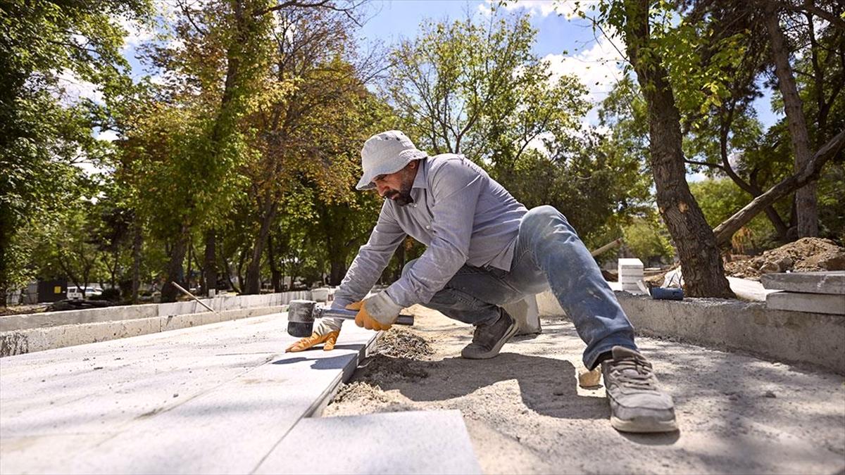 Cumhuriyet tarihinin Ankara'daki ilk parkı Güvenpark yenileniyor