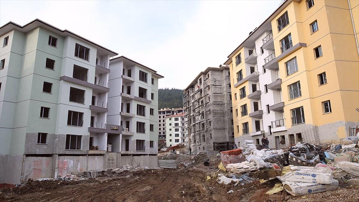 Hatay Belen'de deprem konutlarının inşasının yüzde 65'i tamamlandı