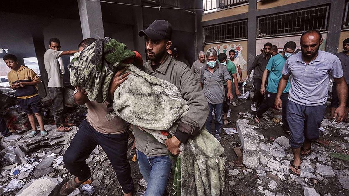 İsrail'in 366 gündür saldırılarını sürdürdüğü Gazze'de can kaybı 41 bin 870'e yükseldi