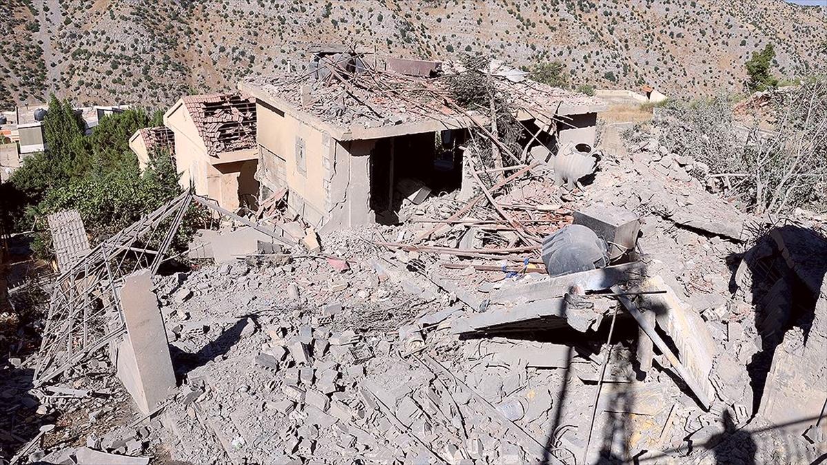 İsrail'in 8 Ekim'den bu yana Lübnan'a saldırılarında 485 kişi hayatını kaybetti
