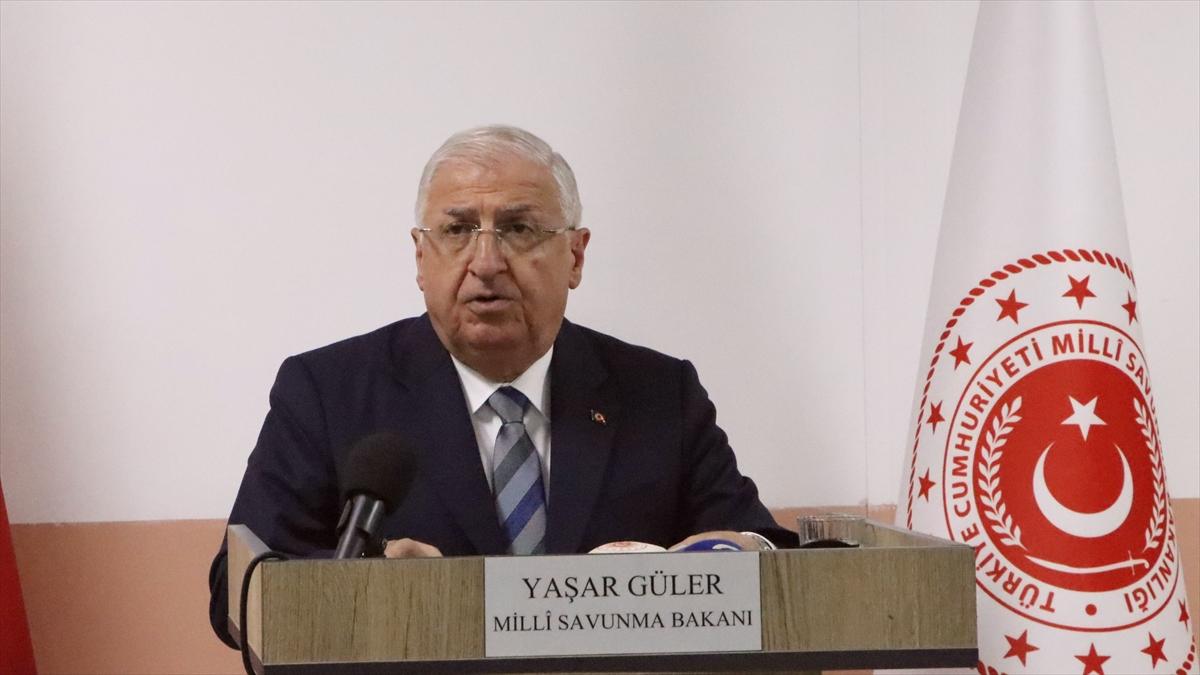 Teröristlerin başı tereddütsüz bir şekilde ezilmektedir