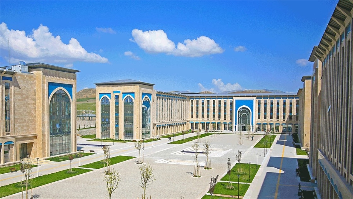 Uzay vatan hedeflerine 