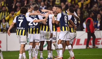 Fenerbahçe, geriye düştüğü maçta Kasımpaşa’ya puan kaptırmadı