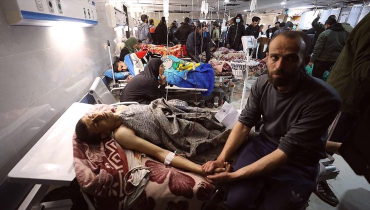 İsrail’in insani yardım bekleyen Filistinlilere yönelik saldırısında 104 kişi öldü