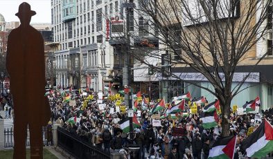 Washington’da binlerce kişi dondurucu soğuğa rağmen Gazze için yürüdü