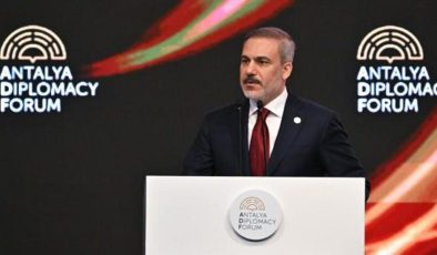 Bakan Fidan’ın Antalya’da diplomasi trafiği devam ediyor