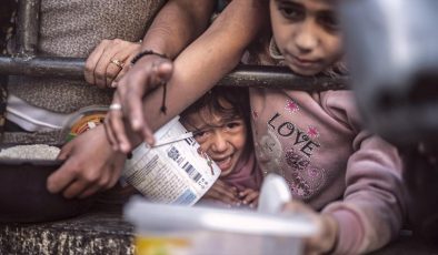Gazze’de çocuklar yetersiz beslenme nedeniyle ölüyor
