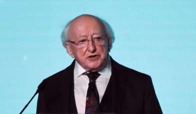İrlanda Cumhurbaşkanı Higgins, Gazze’ye yardımlarla ilgili BM karşıtı kampanyayı eleştirdi