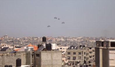 israili Gazze’deki yardım geçişini engellemekle suçladı