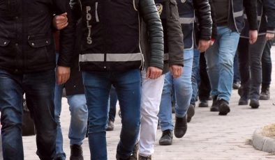 İzmir merkezli “terörizmin finansmanı” operasyonunda 18 kişiye gözaltı