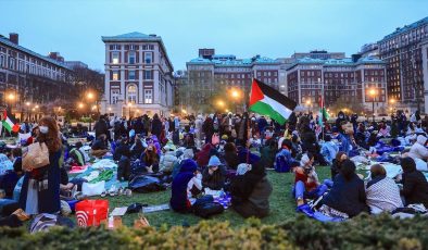ABD’de Columbia Üniversitesi’nde Gazze için eylem yapan öğrenciler kampüste sabahladı