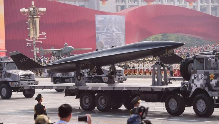 Çin’in “gizemli” yüksek irtifa, yüksek hızlı keşif uçağı WZ-8, ilk kez gökyüzünde