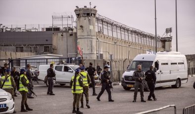 İsrail hapishanelerindeki tutukluların “vahşi ihlallere” maruz kaldığını söyledi