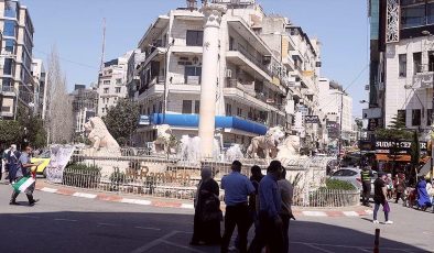 Gazze’de devam eden İsrail saldırıları, Batı Şeria’da bayram sevincine gölge düşürdü
