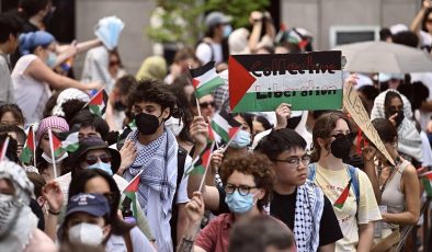 İsrail’i protesto eden ABD’li öğrenci ve akademisyenler türlü engellemelere maruz kalıyor
