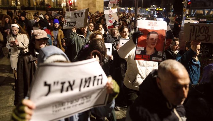 İsrailli esirlerin yakınları Netanyahu’nun konutu önünde protesto gösterisi düzenledi