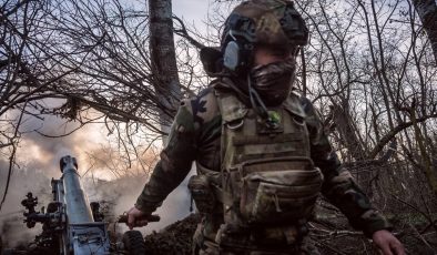 Rusya, Fransa’yı Ukrayna’ya asker gönderme konusunda uyardı