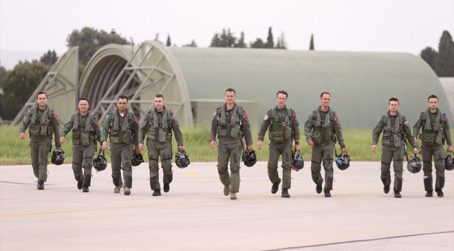 Türkiye’nin ilk ana jet üssü vatan savunması için donanımlı pilotlar yetiştiriyor