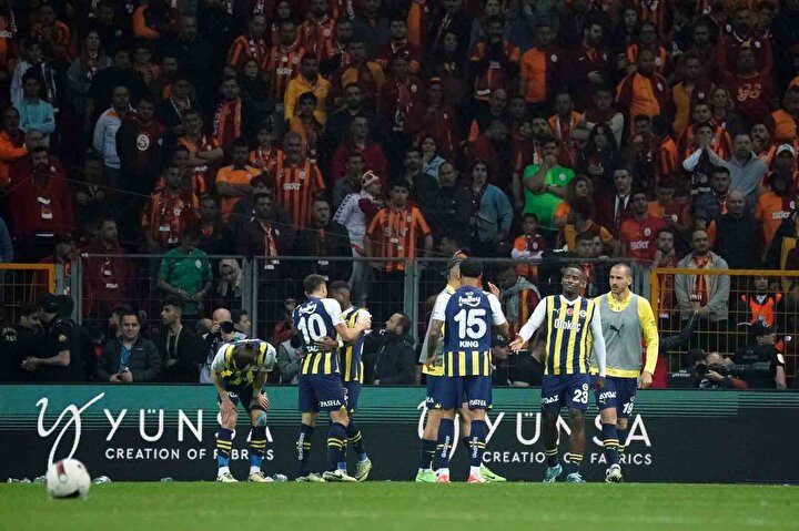 Fenerbahçe Derbide Galatasaray'ı 1-0 Yendi!