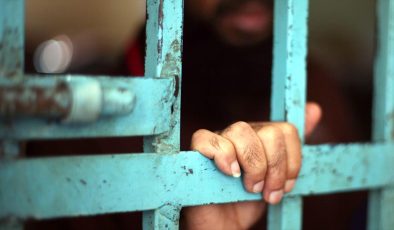İsrail askerlerinin alıkoyduğu Gazzeli esirler, gizli hapishanelerde türlü işkencelere maruz kalıyor